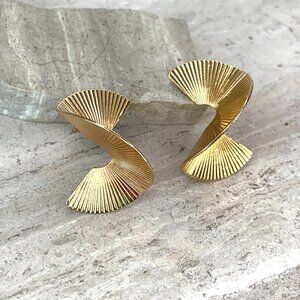 NEW~ Anthropologie Shashi "1984" Petite Twisted Gold Fan Earrings